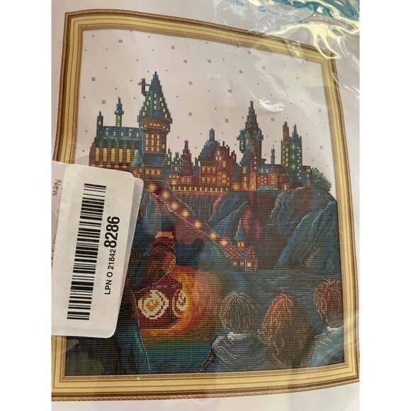 Magic Castle Pre-Printed Cross Stitch Kit 44x53cm 11CT 3 Strands Cotton Fabric & - Picture 2 of 7